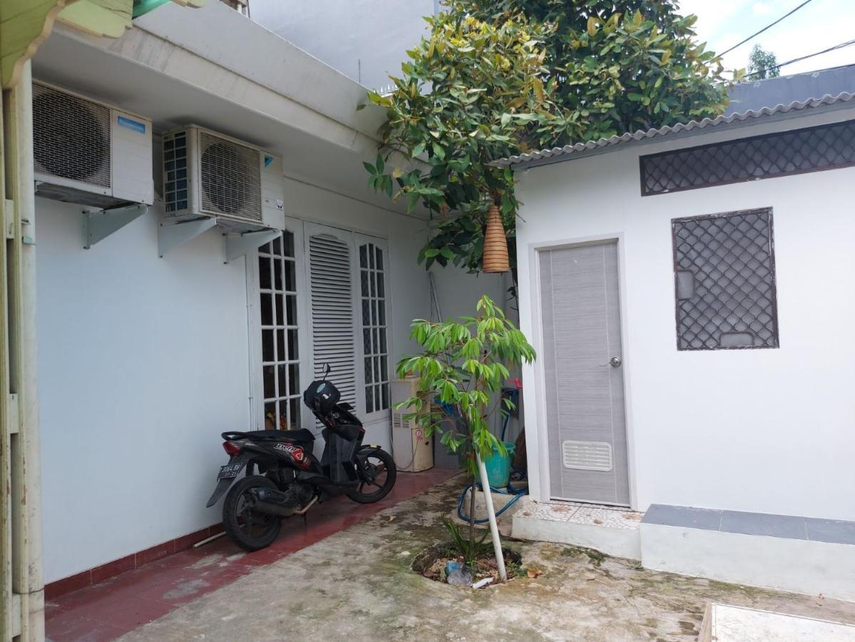 Eiffel Residence Tarakan Yakarta Exterior foto